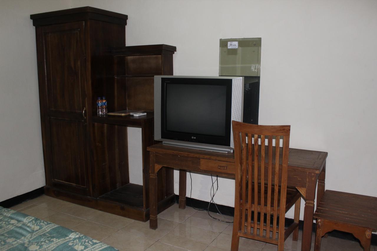 Sinar Bintang Hotel Cepu エクステリア 写真